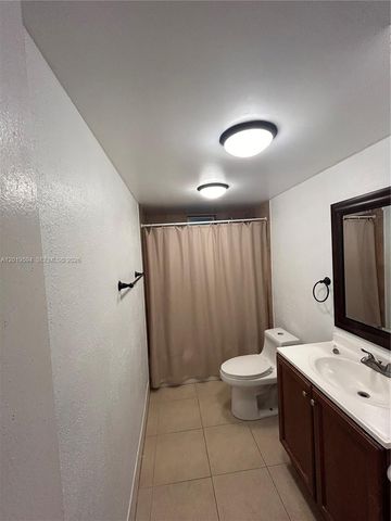 9375 Fontainebleau Blvd L217, Miami, FL 33172