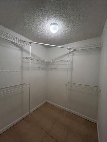 9375 Fontainebleau Blvd L217, Miami, FL 33172