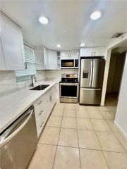 9375 Fontainebleau Blvd L217, Miami, FL 33172