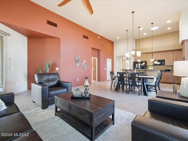 5128 S Hannah Heather Place, Tucson, AZ 85747