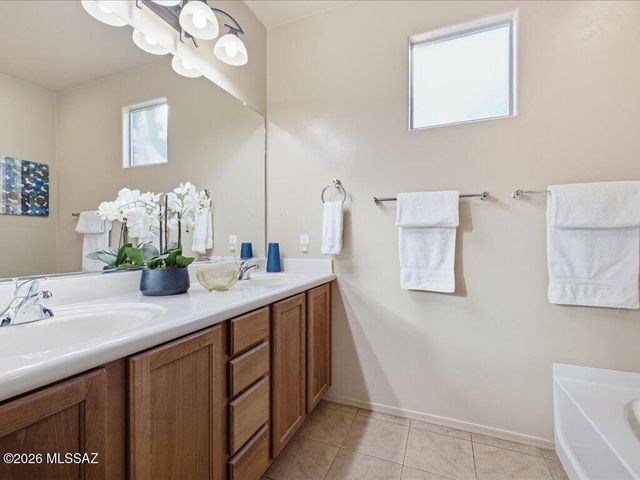 5128 S Hannah Heather Place, Tucson, AZ 85747