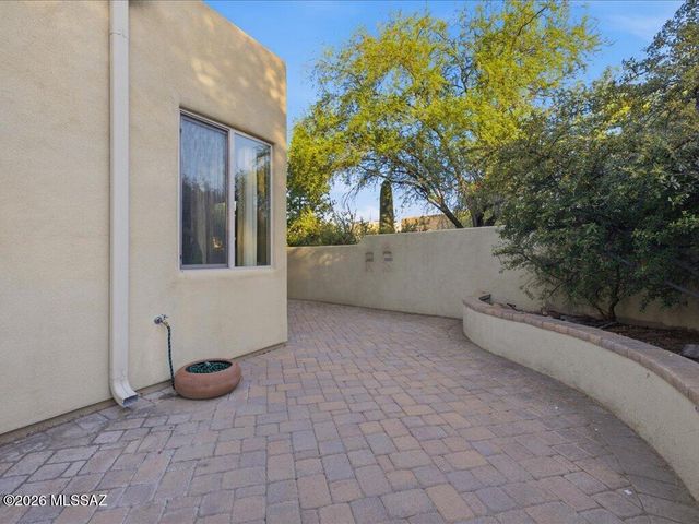 5128 S Hannah Heather Place, Tucson, AZ 85747
