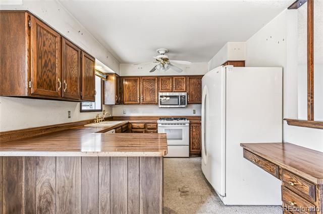 2181 Woodpecker Lane, Elizabeth, CO 80107