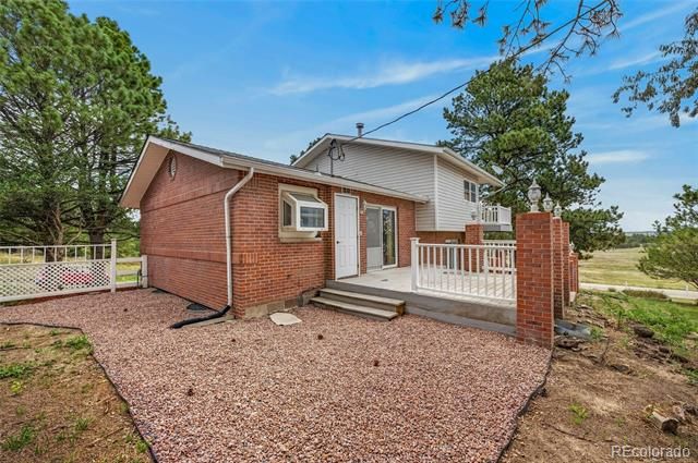 2181 Woodpecker Lane, Elizabeth, CO 80107