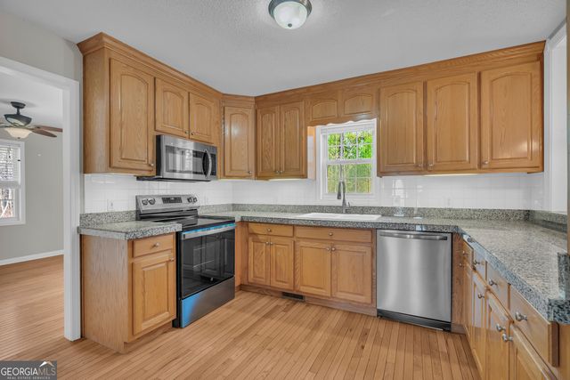 169 Leafview Drive, Cleveland, GA 30528