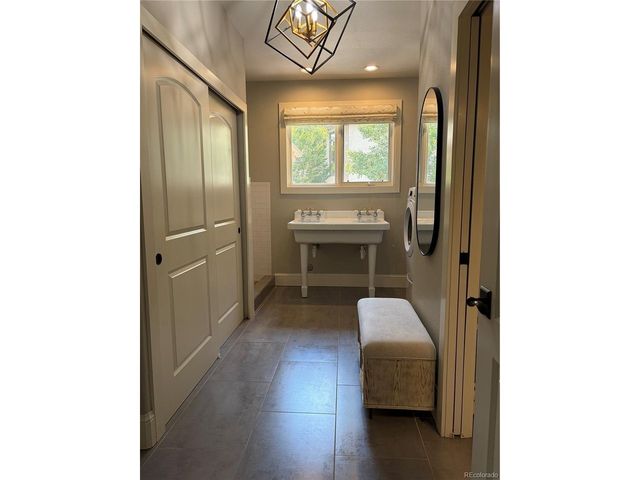 10201 Prestwick Trl, Lone Tree, CO 80124