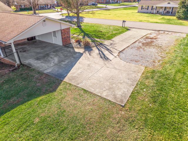 123 Brookhaven Drive, Somerset, KY 42501