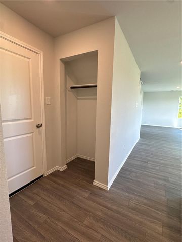 227 Road 5821, Cleveland, TX 77327