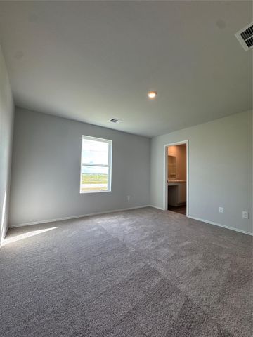 227 Road 5821, Cleveland, TX 77327