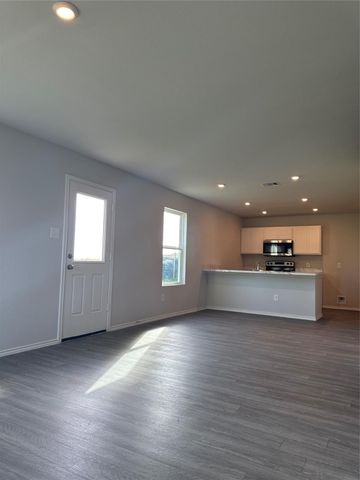 227 Road 5821, Cleveland, TX 77327