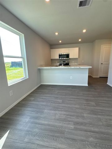 227 Road 5821, Cleveland, TX 77327