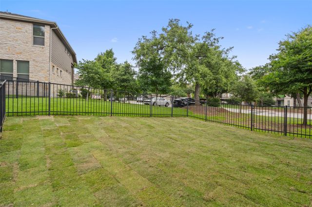 7324 Bandera Ranch TRL B, Austin, TX 78750