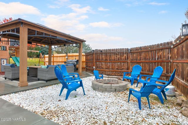 910 Gromore Rd, Yakima, WA 98908