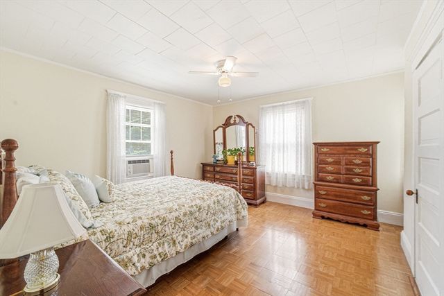 83 Grand St, Reading, MA 01867