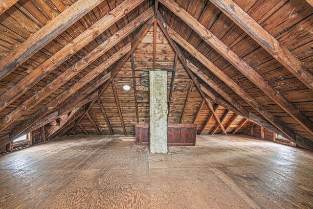 83 Grand St, Reading, MA 01867