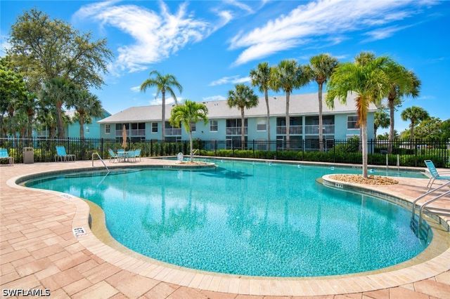 169 Grand Oaks WAY N204, Naples, FL 34110