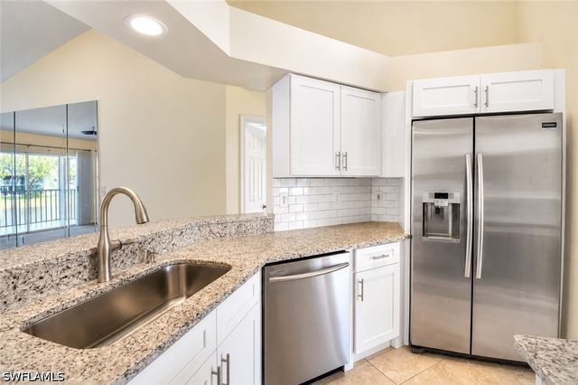169 Grand Oaks WAY N204, Naples, FL 34110