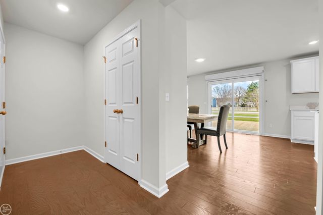 54470 Heron Circle, Chesterfield Twp, MI 48047