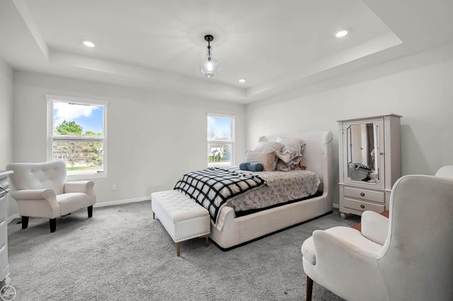 54470 Heron Circle, Chesterfield Twp, MI 48047