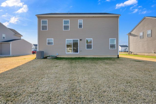 54470 Heron Circle, Chesterfield Twp, MI 48047