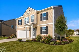 54470 Heron Circle, Chesterfield Twp, MI 48047