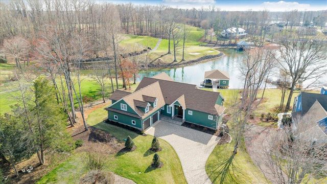 65 Birdie LN, Penhook, VA 24137