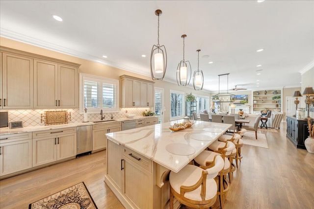 65 Birdie LN, Penhook, VA 24137