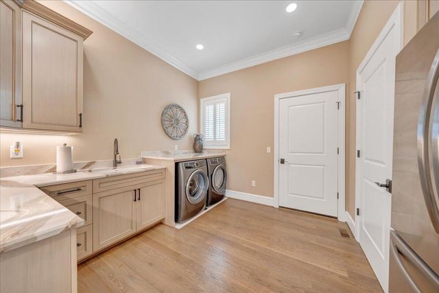 65 Birdie LN, Penhook, VA 24137