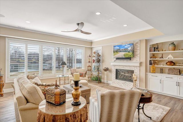 65 Birdie LN, Penhook, VA 24137