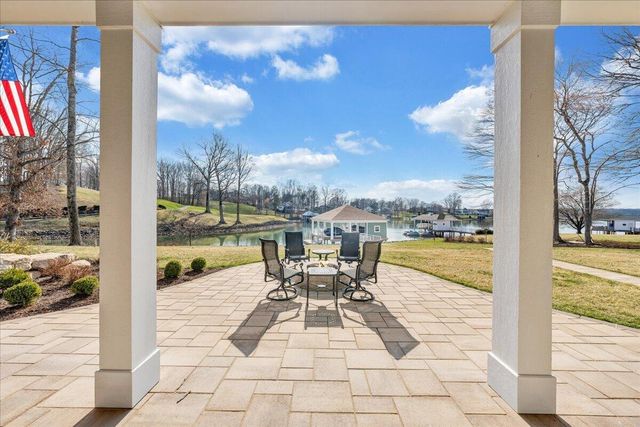 65 Birdie LN, Penhook, VA 24137