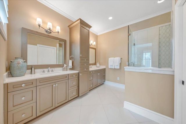 65 Birdie LN, Penhook, VA 24137