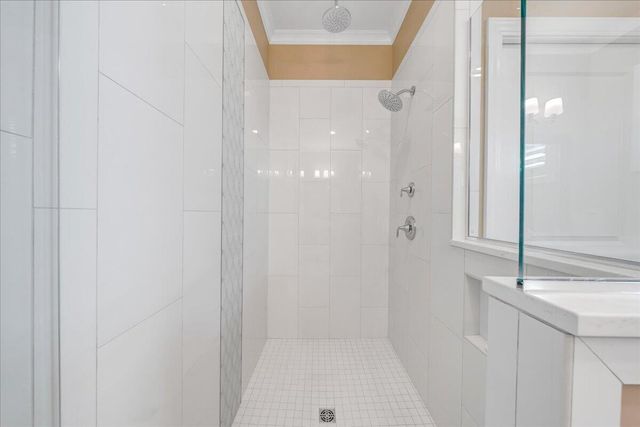 65 Birdie LN, Penhook, VA 24137