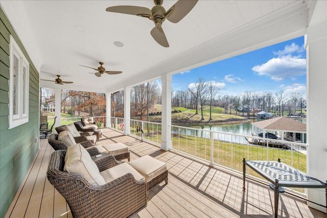 65 Birdie LN, Penhook, VA 24137