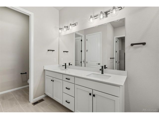 15276 Pontiac St, Thornton, CO 80602
