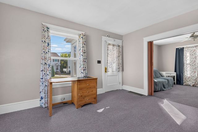 663 Amory Street, Manchester, NH 03102