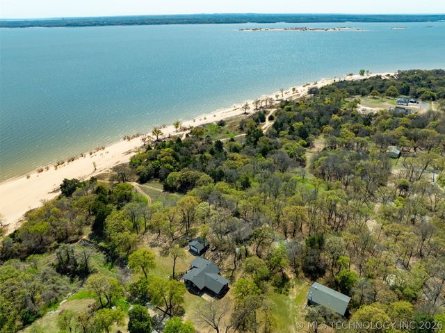 3684 Comanche Drive, Kingston, OK 73439