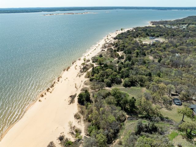 3684 Comanche Drive, Kingston, OK 73439