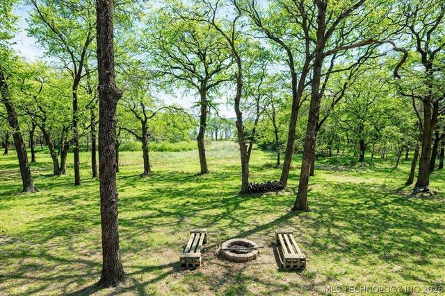 3684 Comanche Drive, Kingston, OK 73439