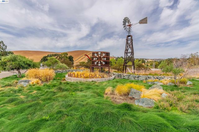 4026 Chalk Hill Way, Dublin, CA 94568