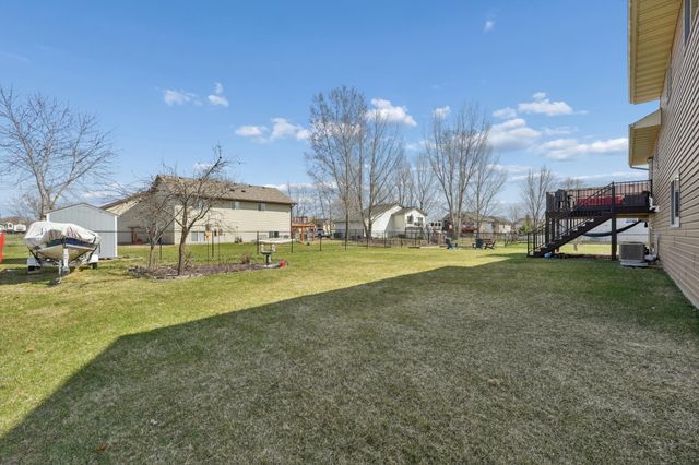 37915 Gerald Avenue, North Branch, MN 55056
