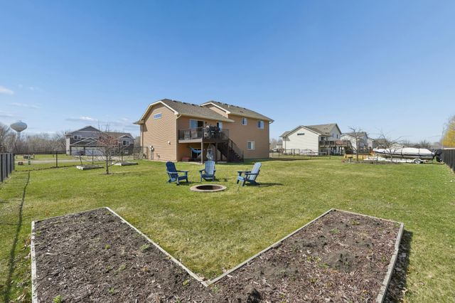 37915 Gerald Avenue, North Branch, MN 55056