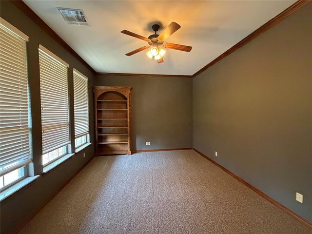 2816 Land Run Road, Moore, OK 73160