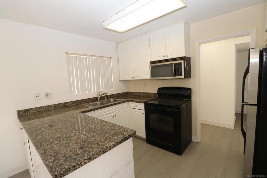 17081 W Bernardo Dr 107, San Diego, CA 92127 — photo 3