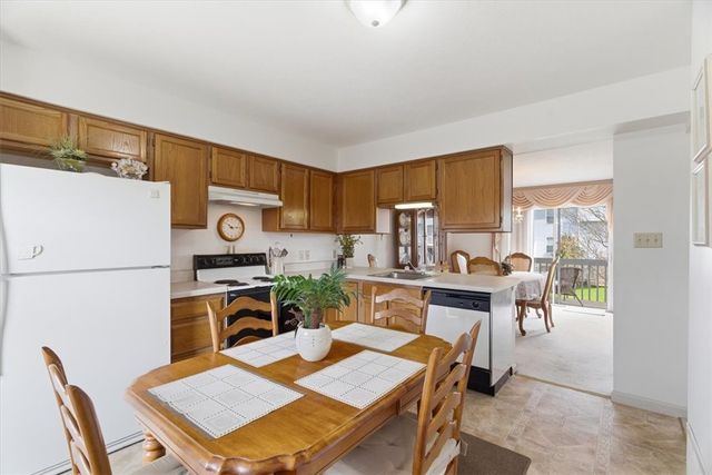 1403 Lexington Drive, Cecil, PA 15055