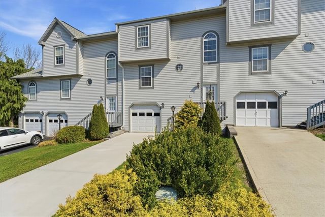 1403 Lexington Drive, Cecil, PA 15055