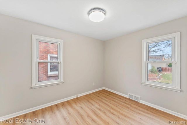1300 Nightingale Street, Dearborn, MI 48128
