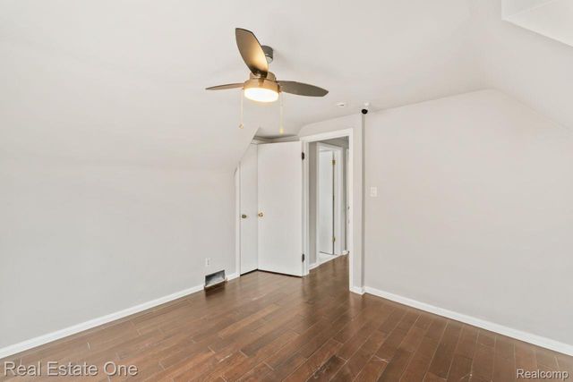 1300 Nightingale Street, Dearborn, MI 48128