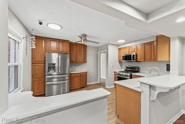 1300 Nightingale Street, Dearborn, MI 48128