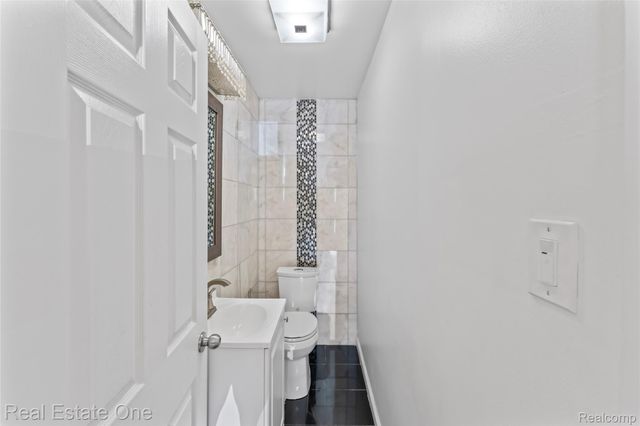 1300 Nightingale Street, Dearborn, MI 48128