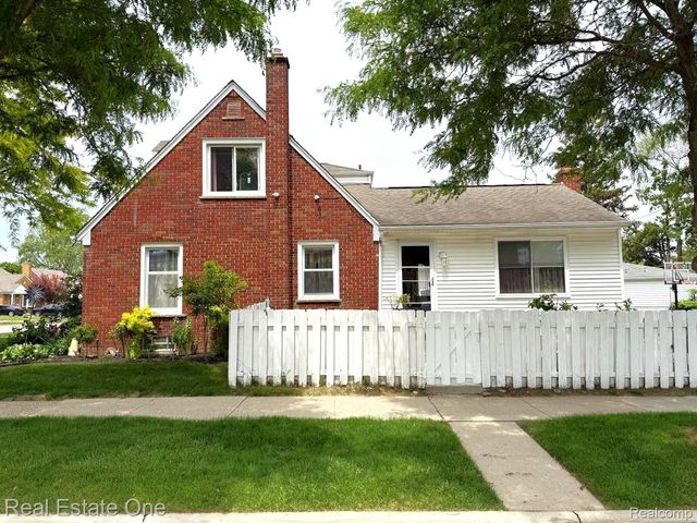 1300 Nightingale Street, Dearborn, MI 48128